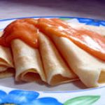 CREPES DE MANZANA CON NATILLAS AL CALVADOS