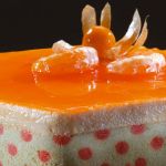 Mousse de arce con coulis de frutas